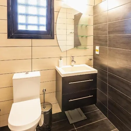 Alexis - Lovely 2-bedroom With Swimming Pool * Paphos