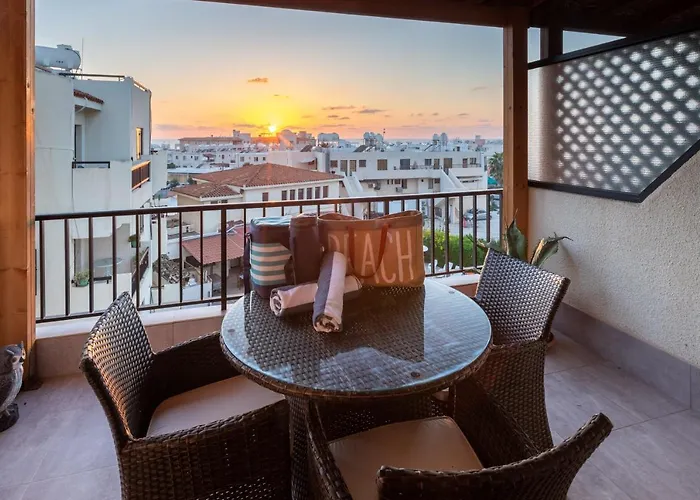 아파트 Alexis - Lovely 2-bedroom With Swimming Pool *